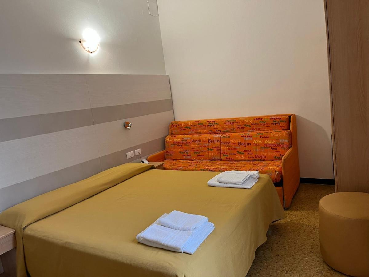 Hotel Villa Costa Челле-Лигуре Экстерьер фото